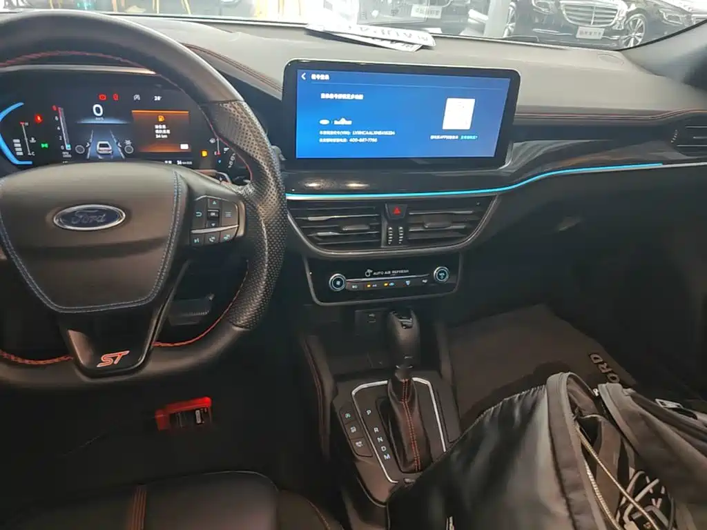 Ford Focus — миниатюра 13