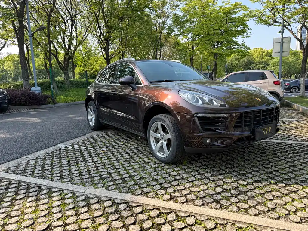 Porsche Macan 2015