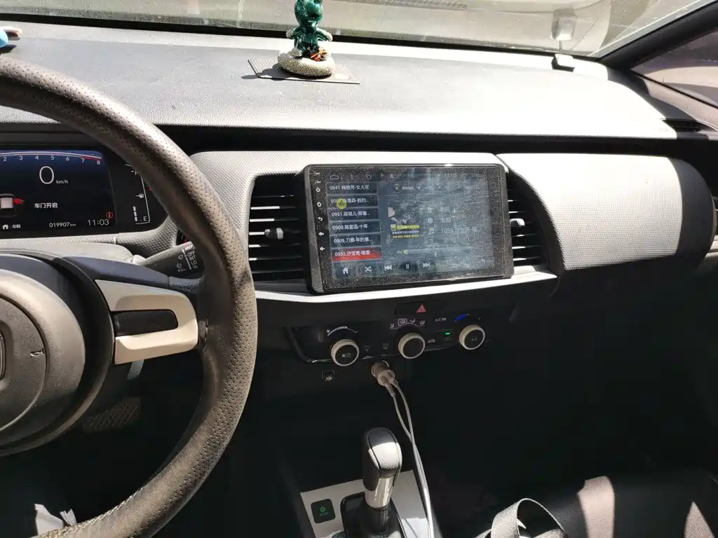 Honda Fit — миниатюра 9