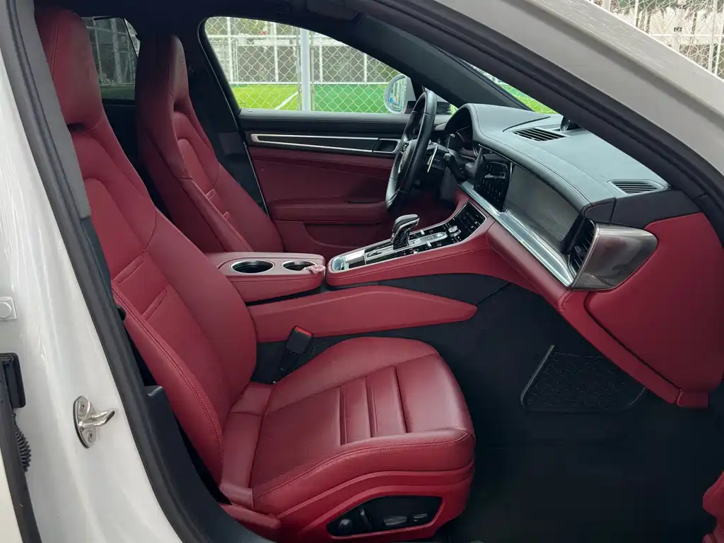 Porsche Panamera — миниатюра 13