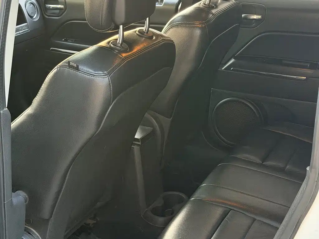 Jeep Patriot — миниатюра 13