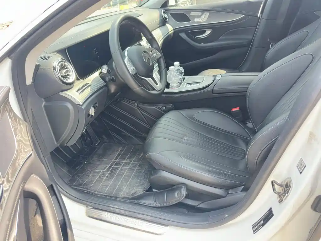 Mercedes-Benz CLS — миниатюра 6