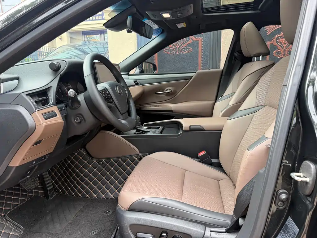 Lexus ES — миниатюра 4