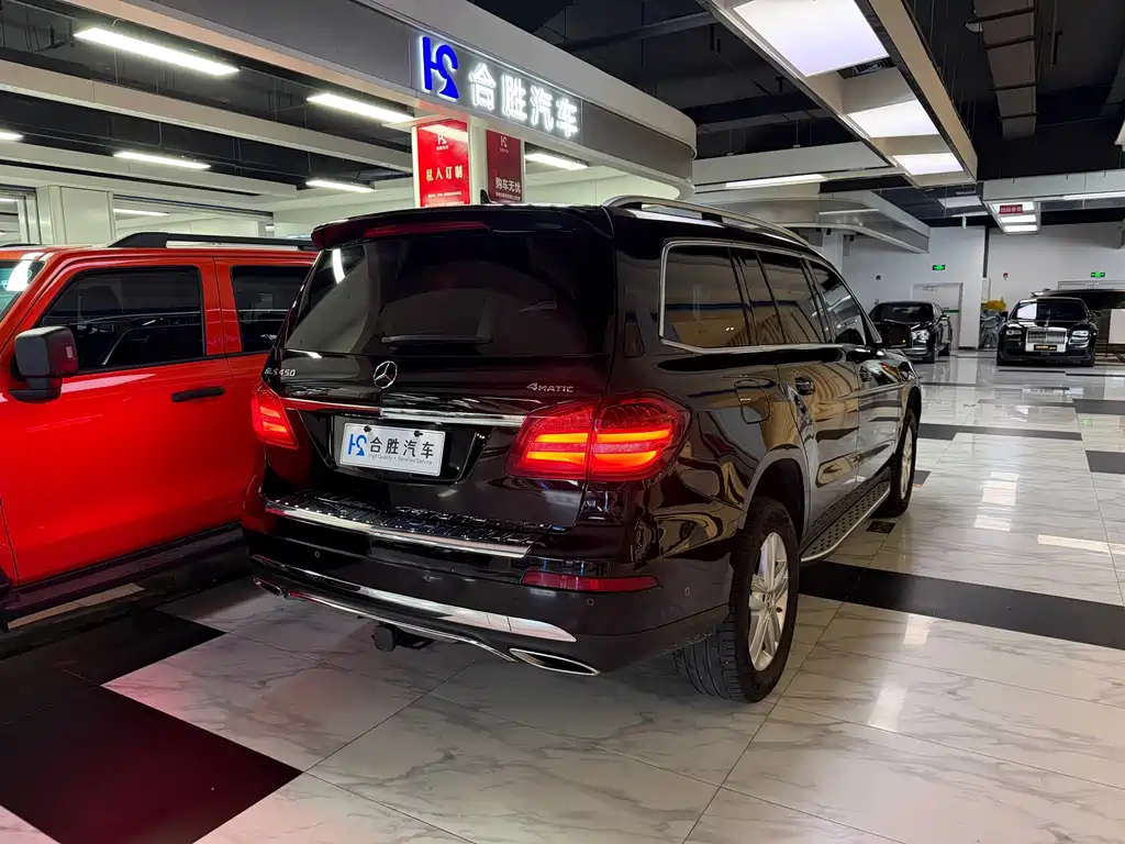 Mercedes-Benz GLS — миниатюра 7