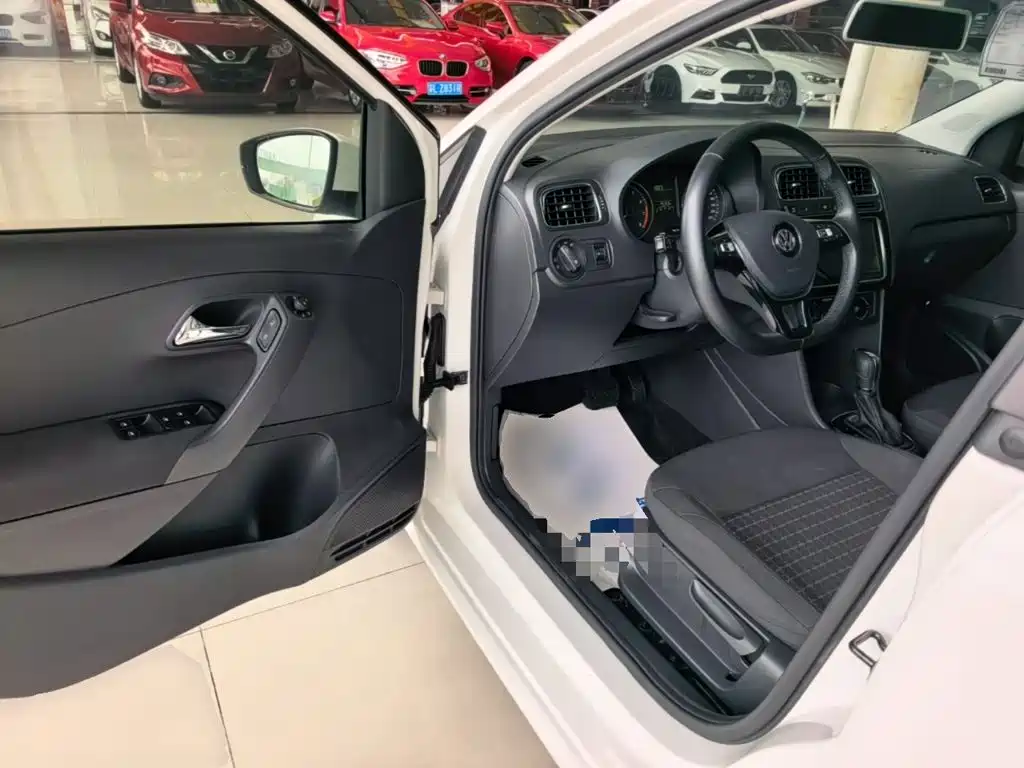 Volkswagen Polo — миниатюра 16