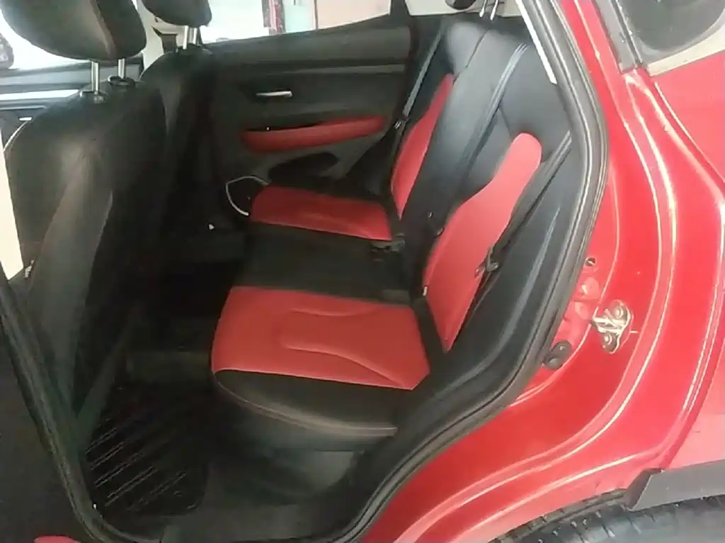 Haval H2s — миниатюра 17