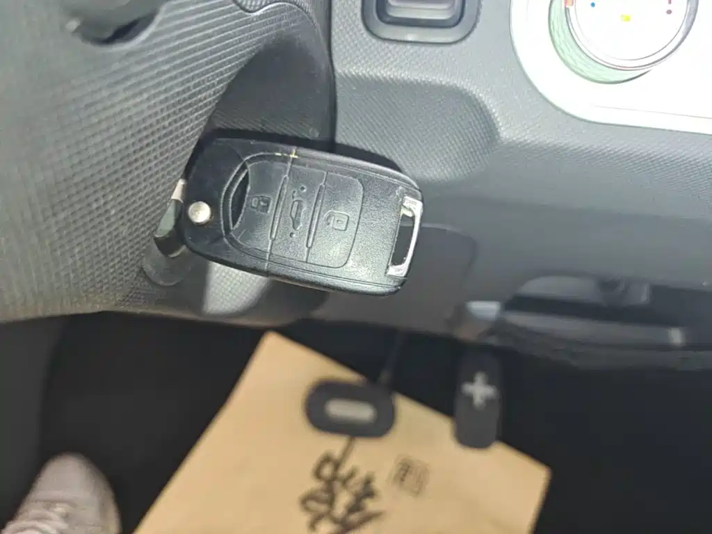 Wuling MINIEV — миниатюра 9