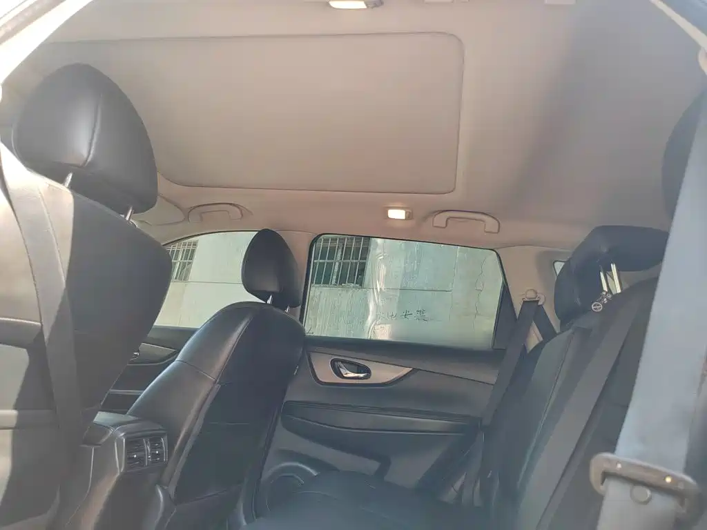 Nissan X-Trail 2014 2.0L CVT Comfort 2WD