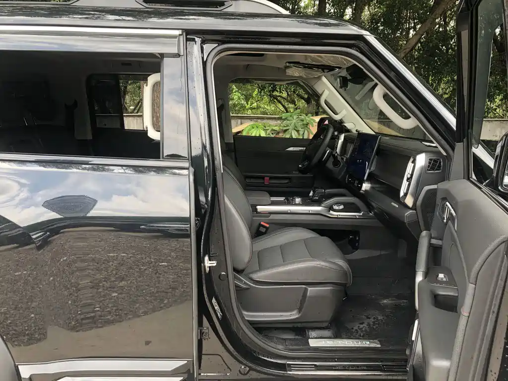 Jetour Traveller — миниатюра 6