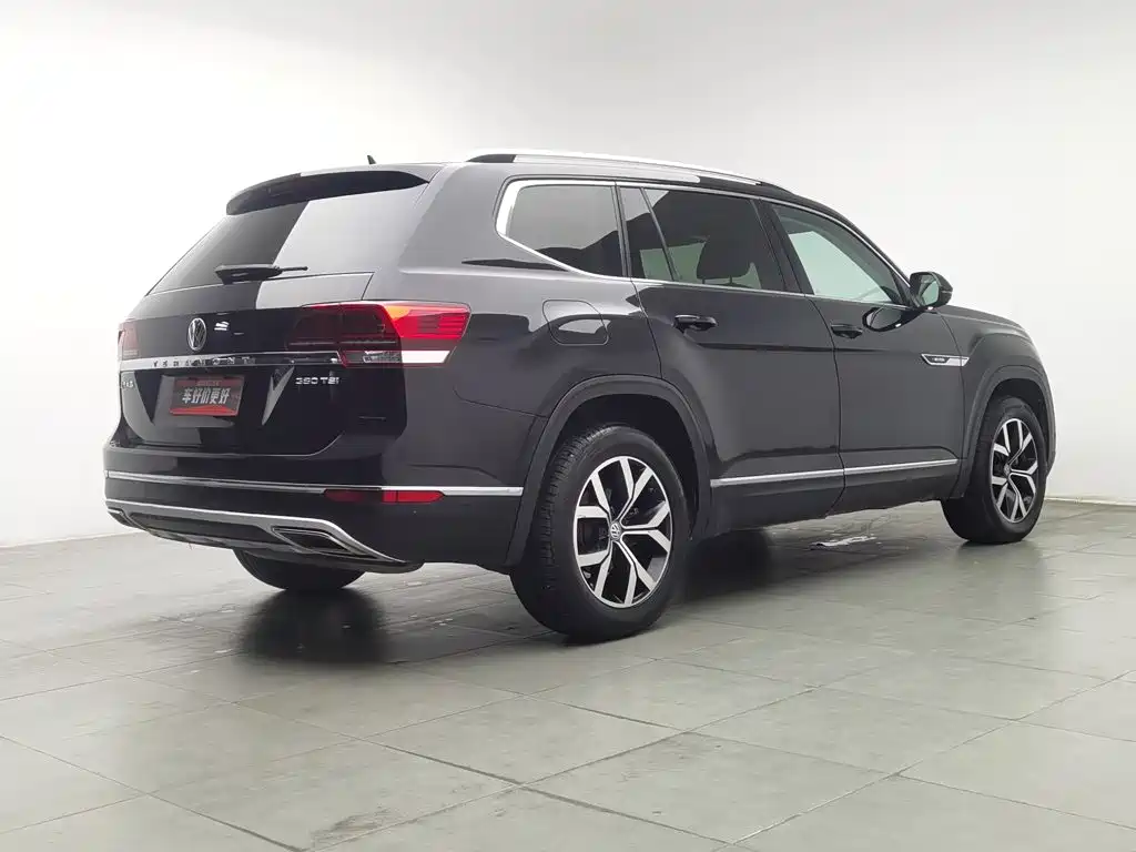 Volkswagen Teramont — миниатюра 2