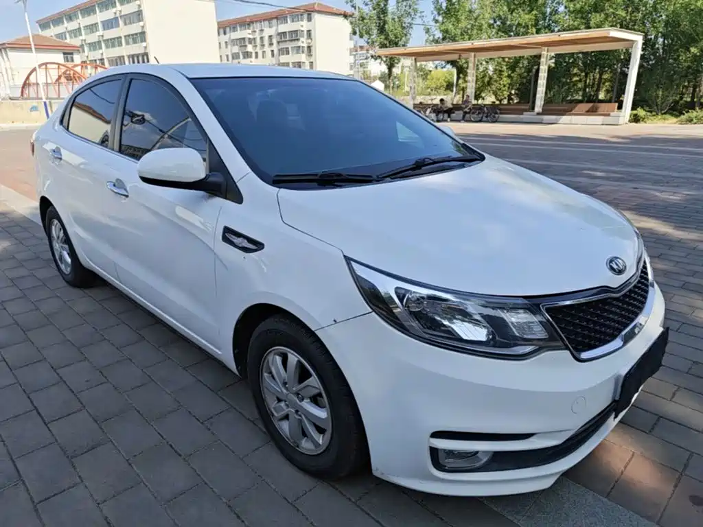 Kia K2 — миниатюра 4