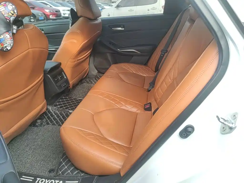 Toyota Avalon — миниатюра 17