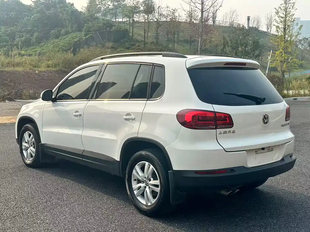Volkswagen Tiguan — миниатюра 7