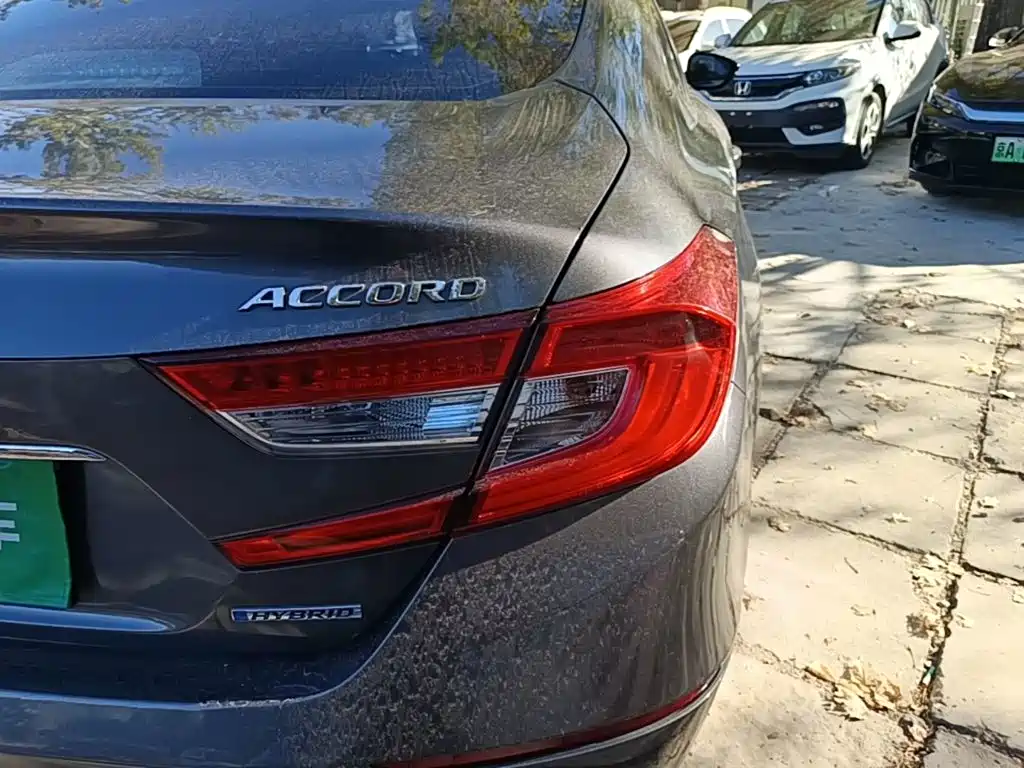 Honda Accord — миниатюра 8
