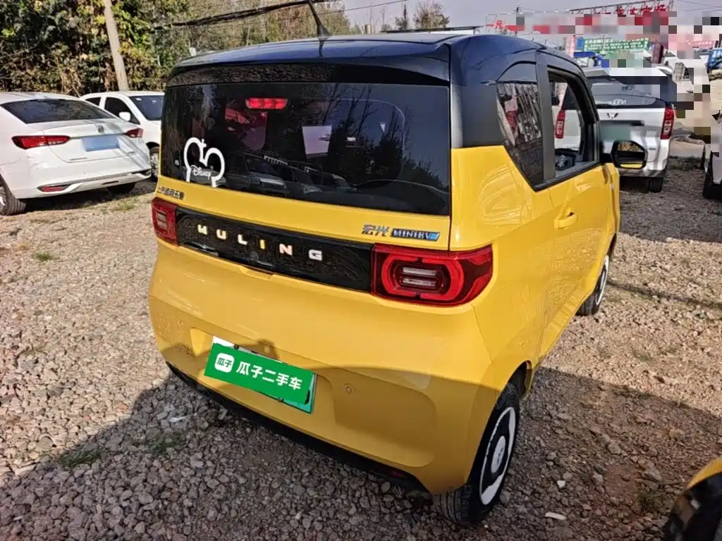 Wuling MINIEV — миниатюра 7