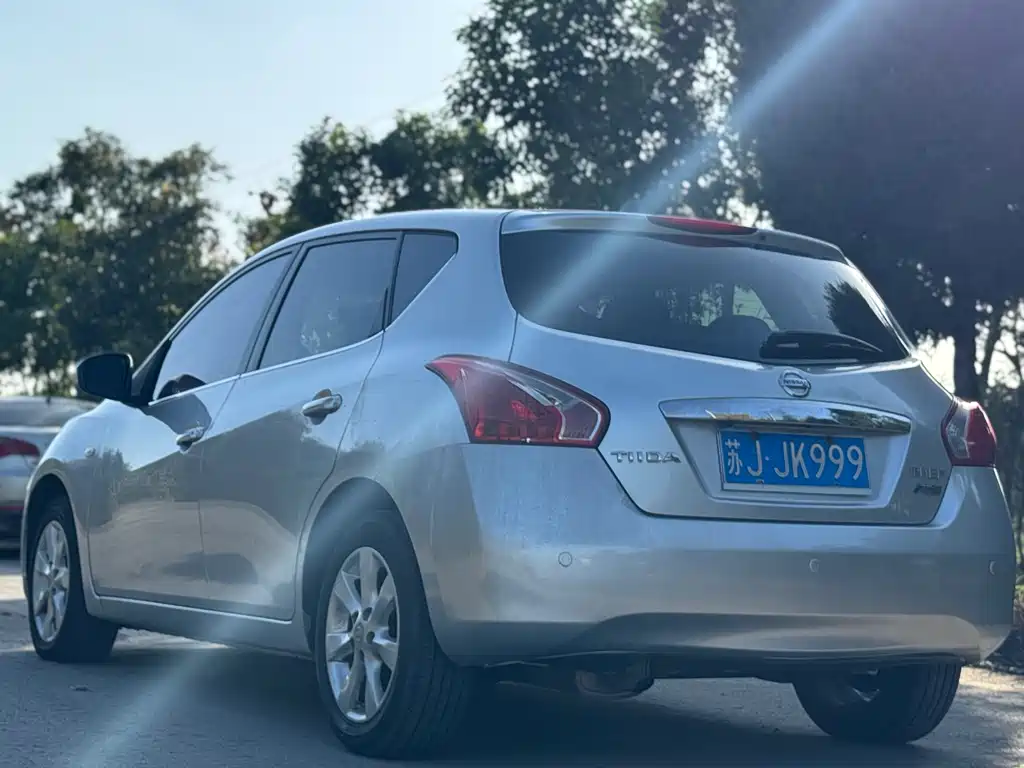 Nissan Tiida 2011 1.6L CVT