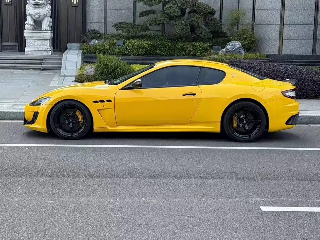 Maserati GranTurismo — миниатюра 3
