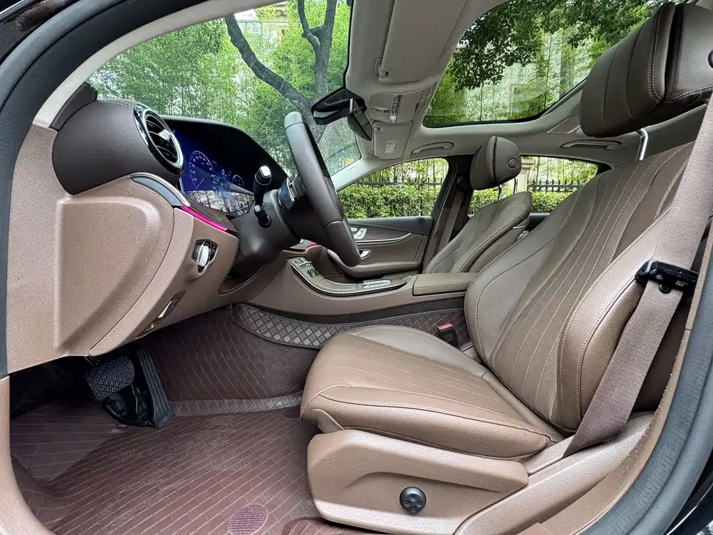 Mercedes-Benz E-Class E 2023 E 300 L Luxury