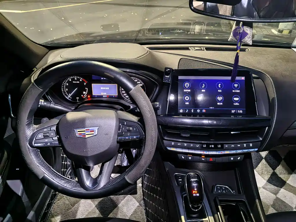 Cadillac CT5 2022 28T Luxury