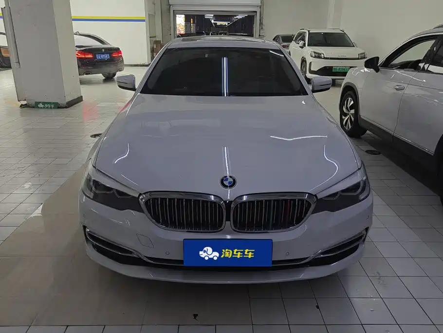 BMW 5 Series — миниатюра 2