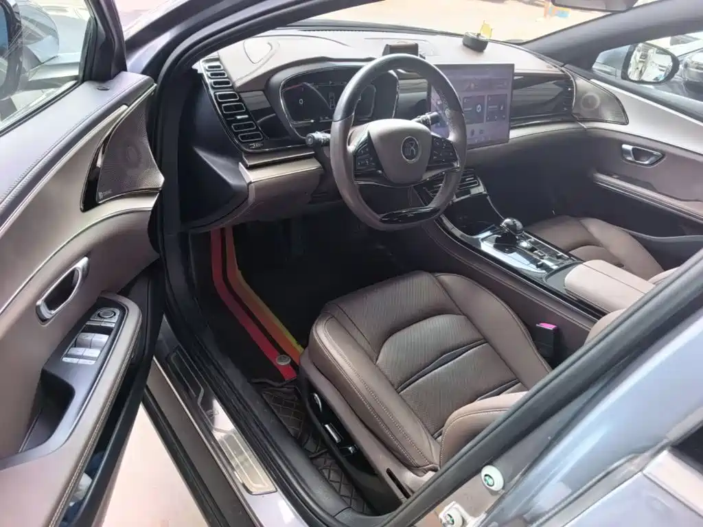BYD Han — миниатюра 16