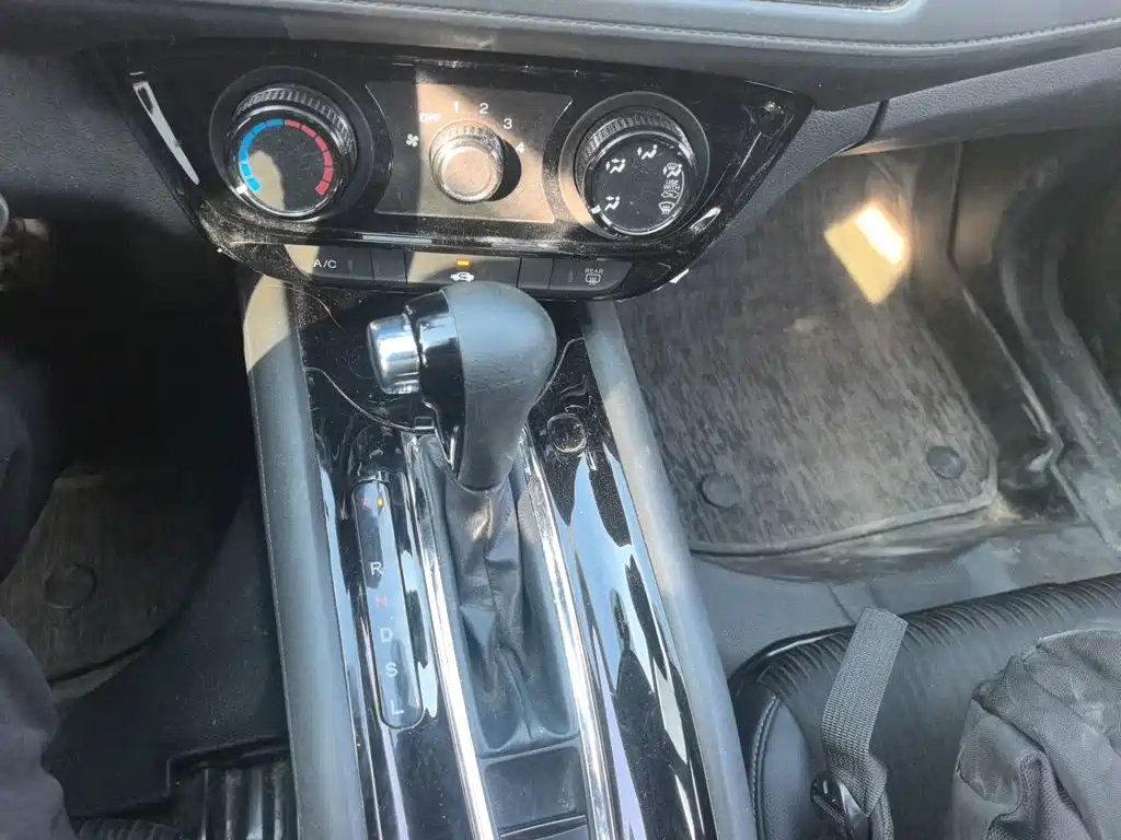 Honda Vezel — миниатюра 15