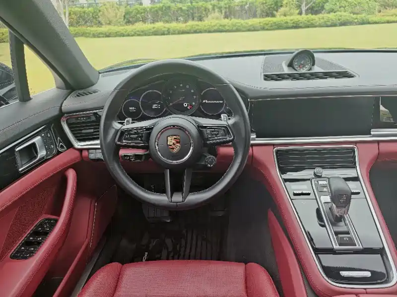 Porsche Panamera — миниатюра 8