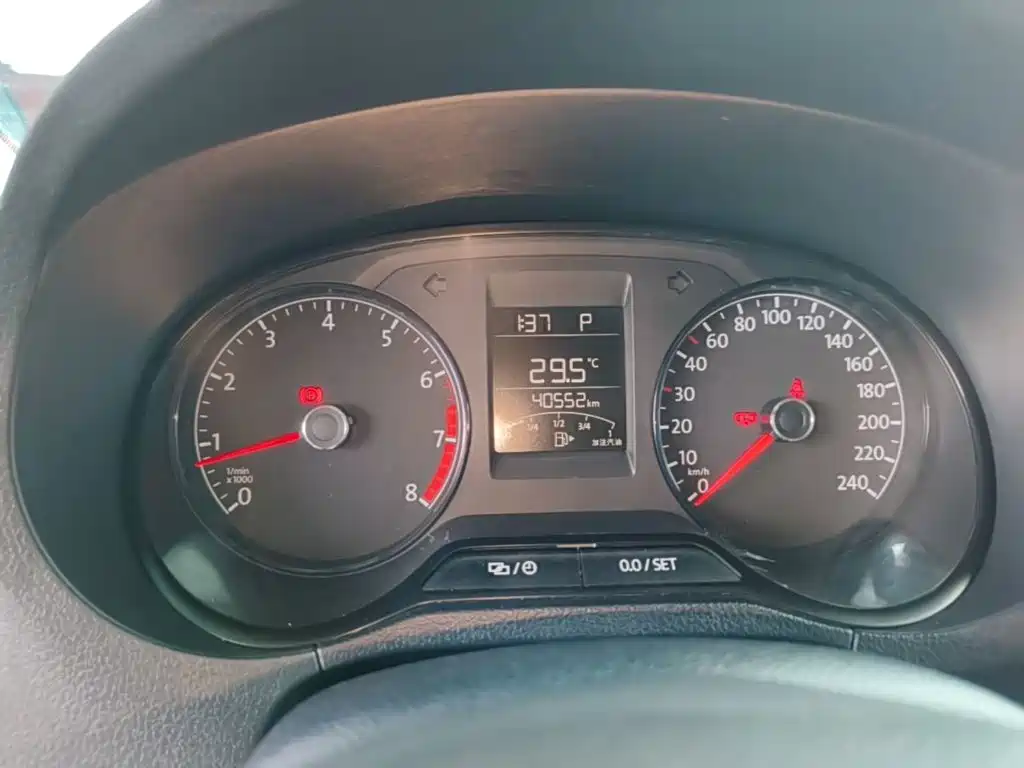 Volkswagen Polo — миниатюра 12