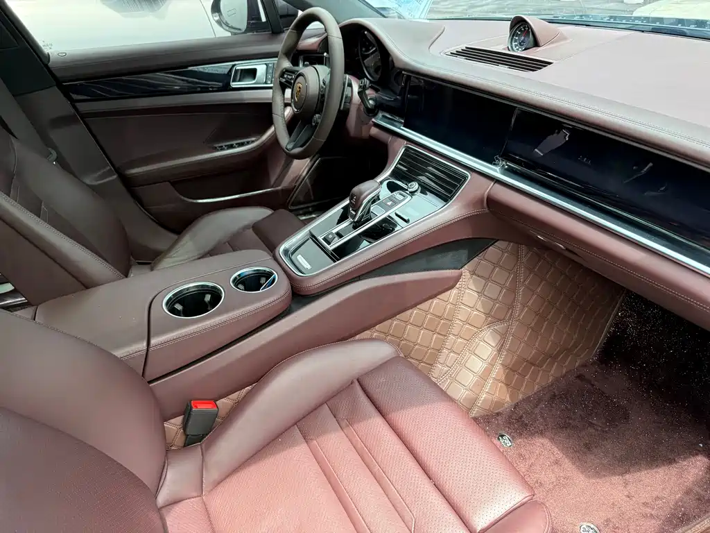 Porsche Panamera — миниатюра 7