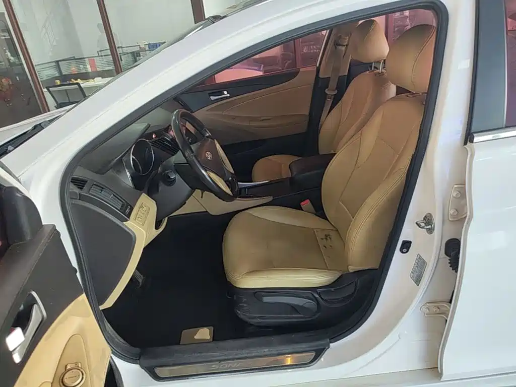 Hyundai Sonata — миниатюра 15