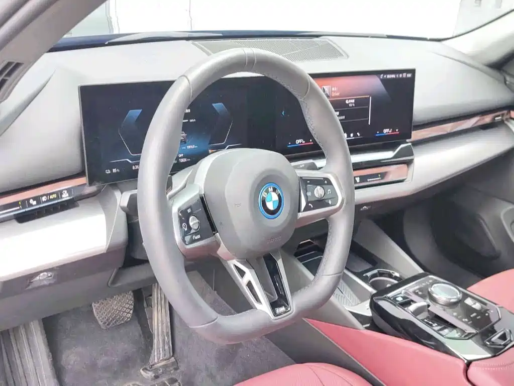 BMW i5 — миниатюра 8