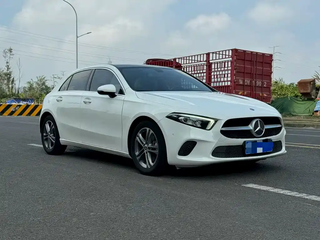 MERCEDES-BENZ A CLASS
