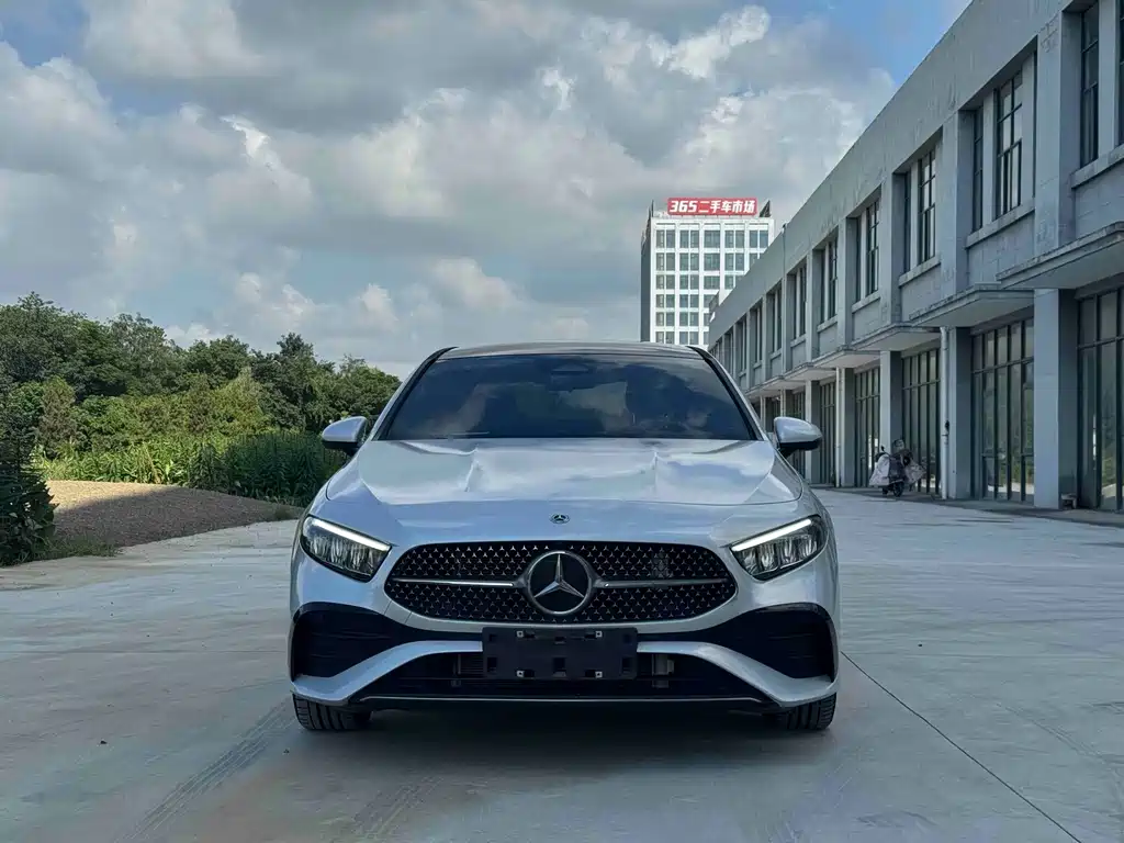 Mercedes-Benz A-Class — миниатюра 2