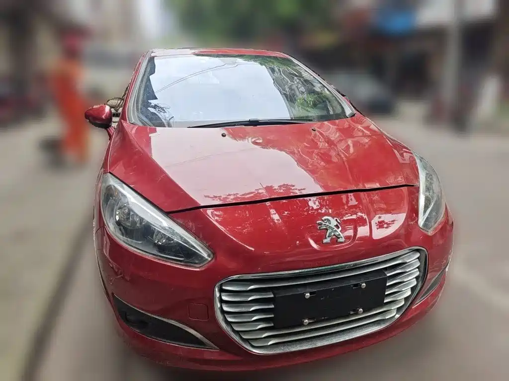 Peugeot 308 — миниатюра 2