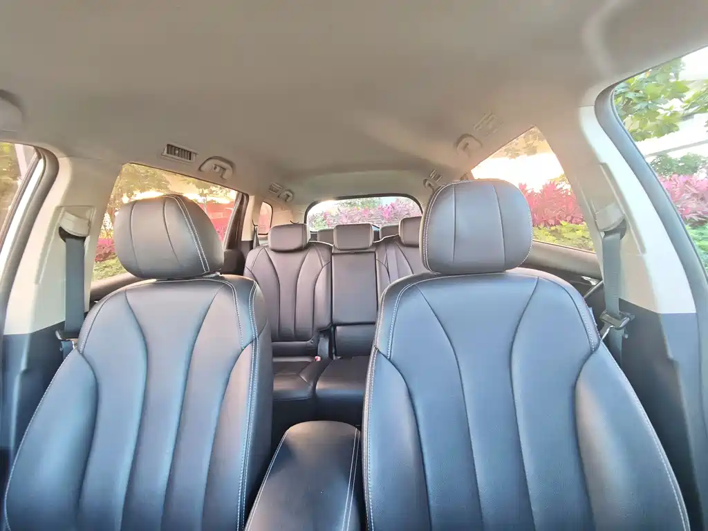 BYD Song MAX MAX 2017 1.5T AT Luxury 7 мест