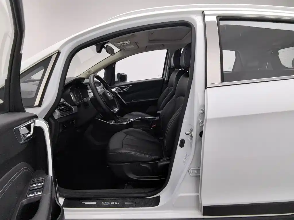 Geely Vision X3 — миниатюра 10