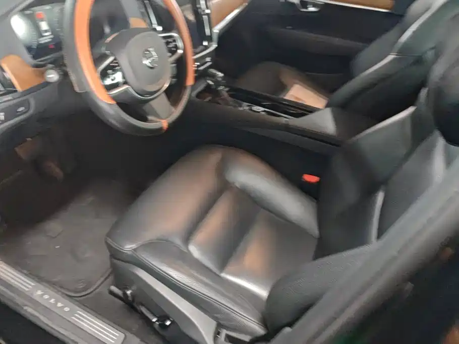 Volvo S90 — миниатюра 9