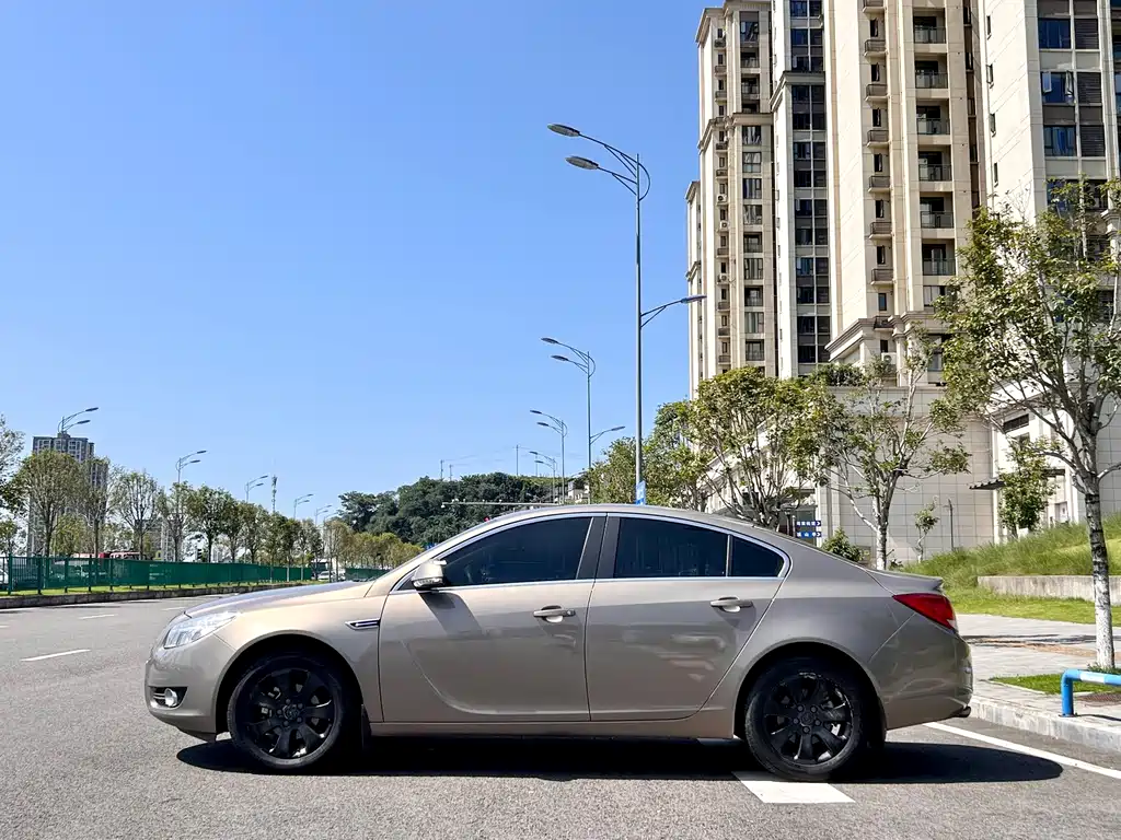 Buick Regal — миниатюра 5
