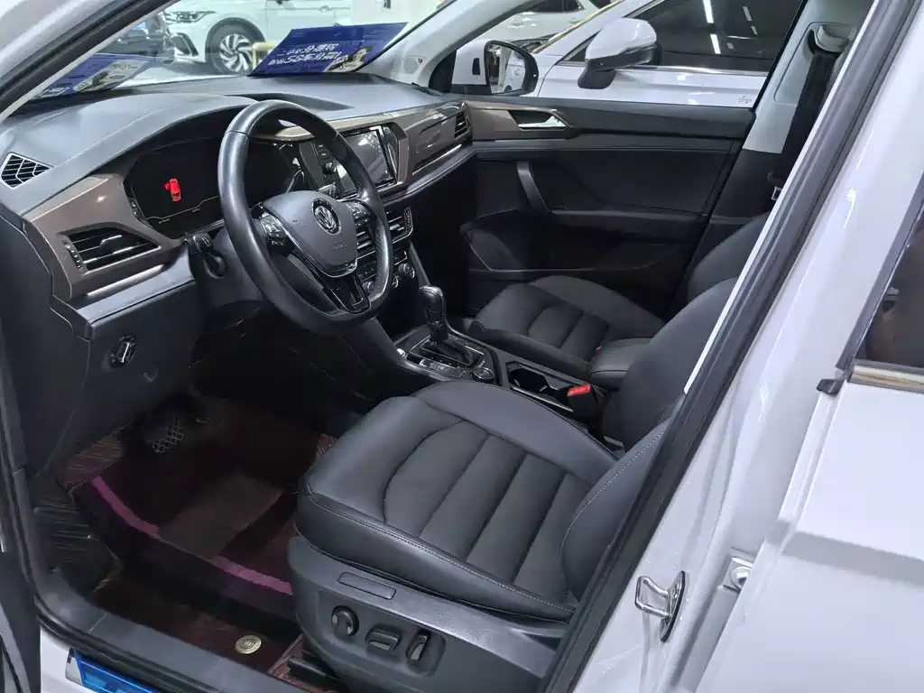 Volkswagen Tharu — миниатюра 7