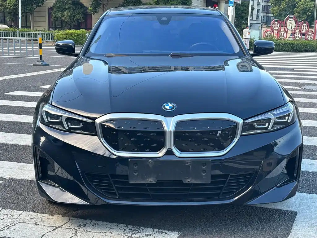 BMW i3 — миниатюра 4