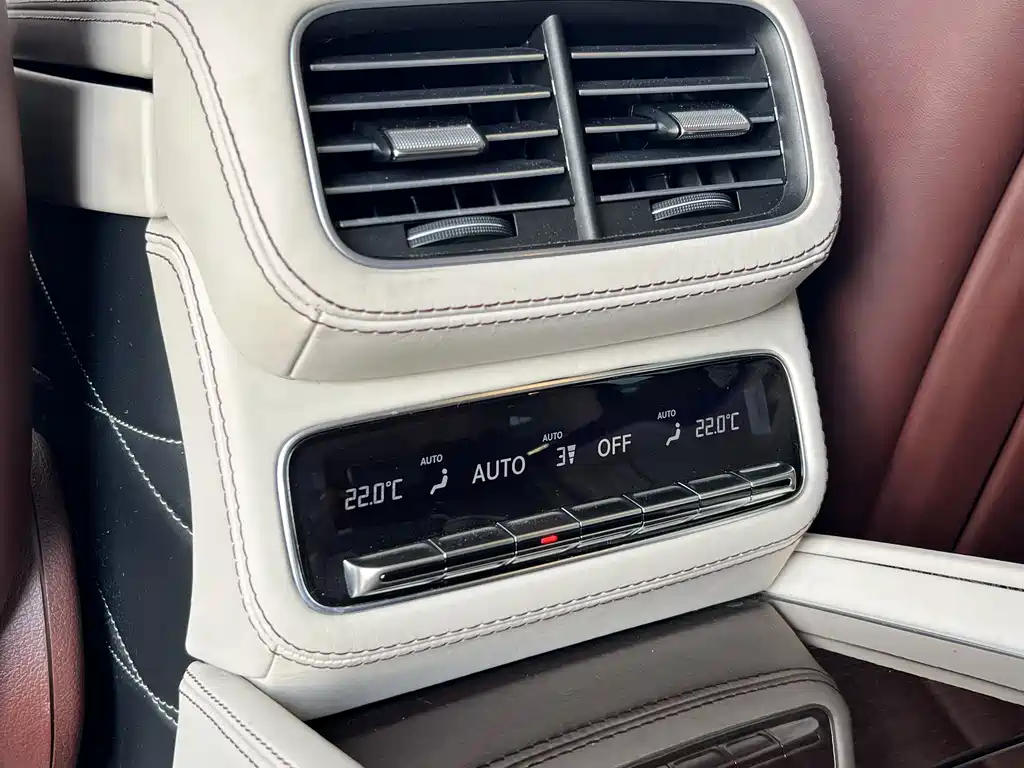 MERCEDES-BENZ MAYBACH GLS