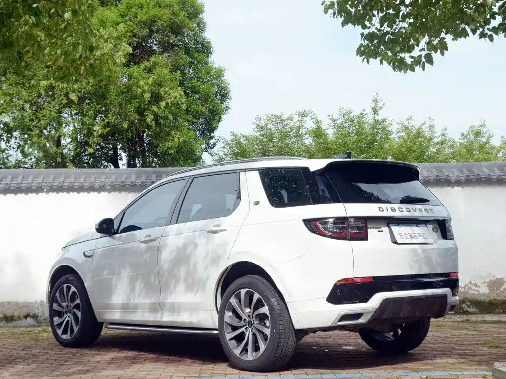 Land Rover Discovery Sport — миниатюра 13