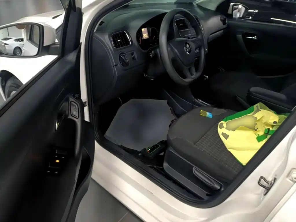 Volkswagen Polo — миниатюра 16