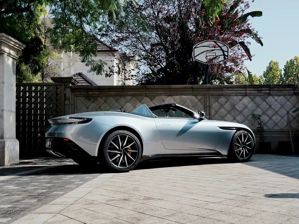 Aston Martin DB11 2020 4.0T V8 Volante