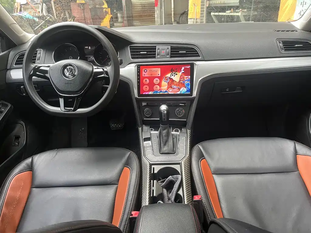 Volkswagen Lamando — миниатюра 10