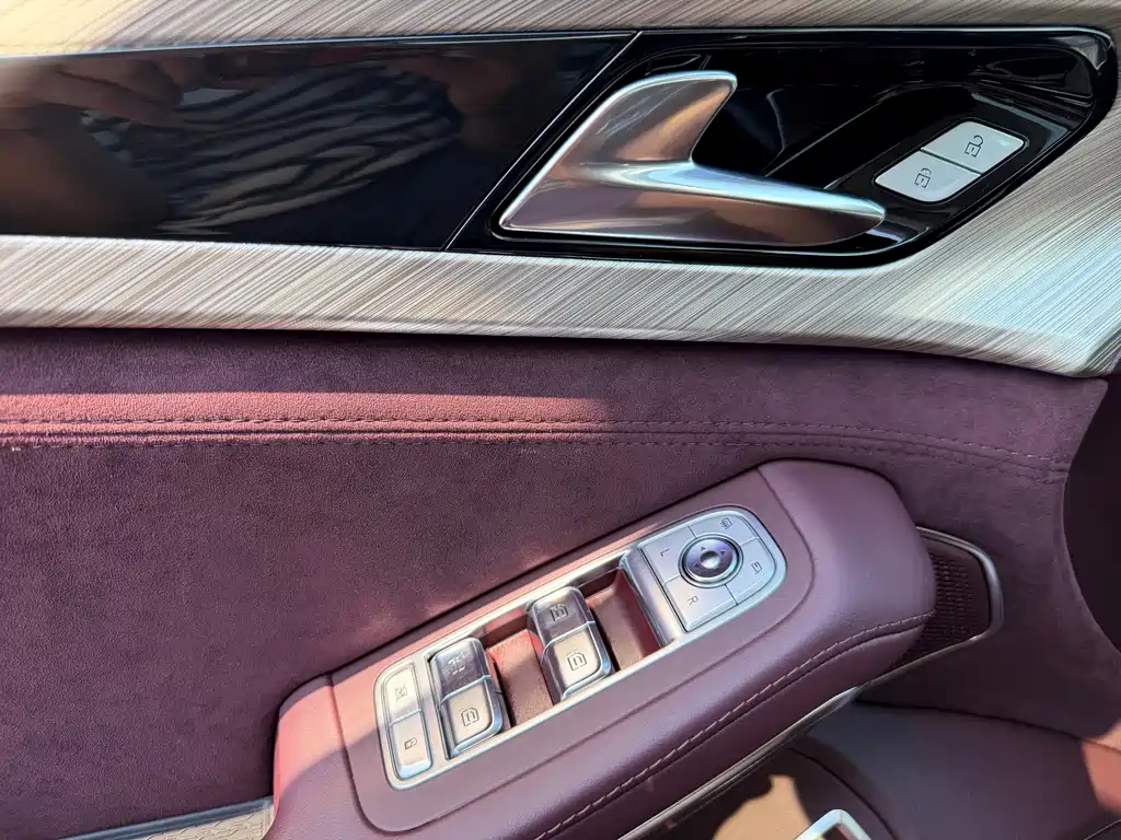 Hongqi Hongqi H9 — миниатюра 10