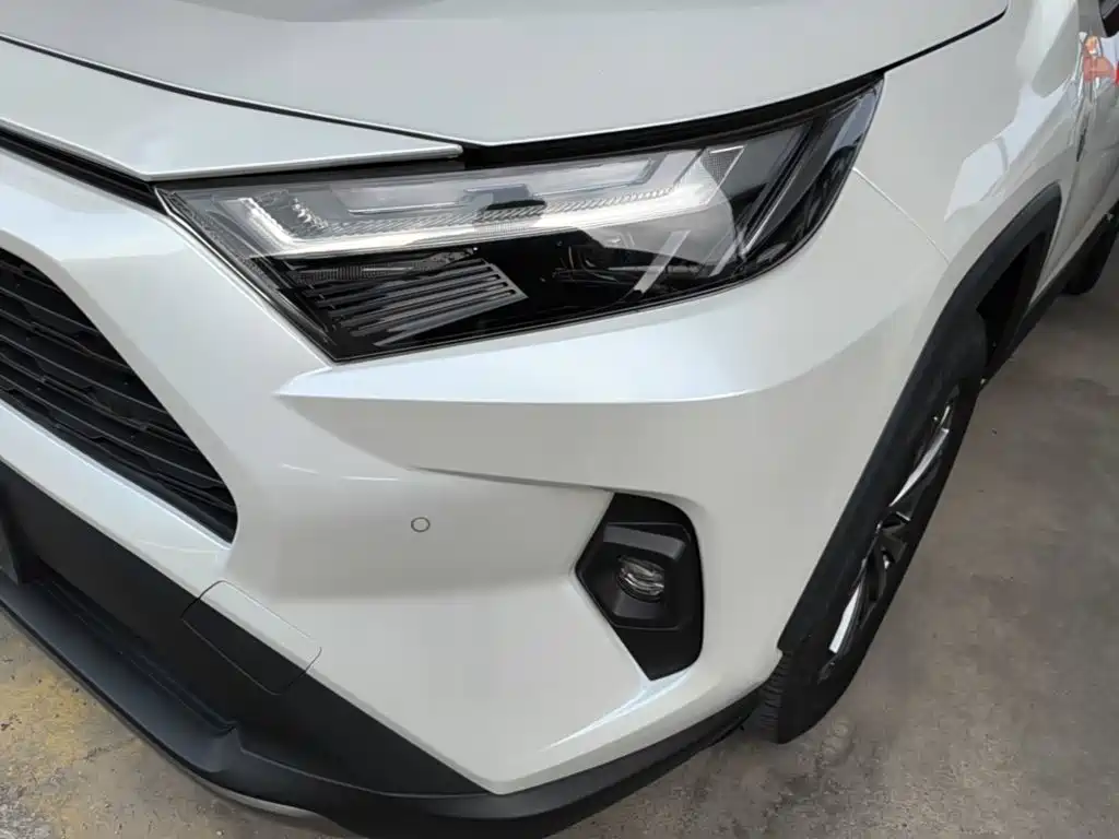Toyota RAV4 — миниатюра 24