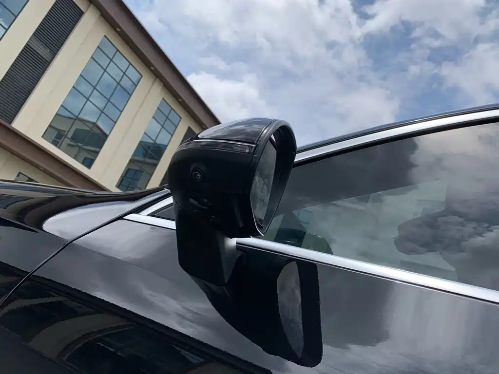 Mercedes-Benz GLC 2024 GLC 300 L 4MATIC 5 мест