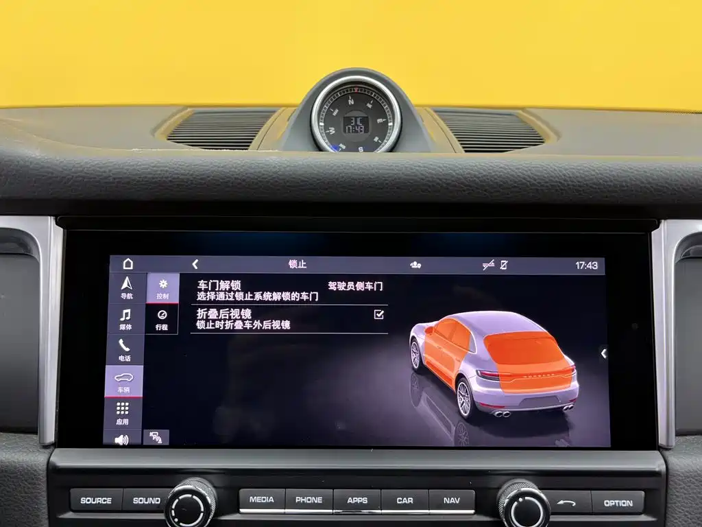 Porsche Macan — миниатюра 36
