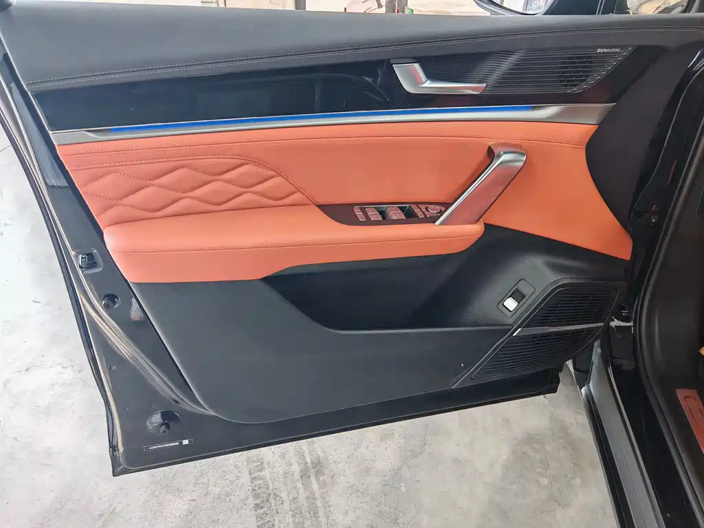 BYD Tang New Energy — миниатюра 14